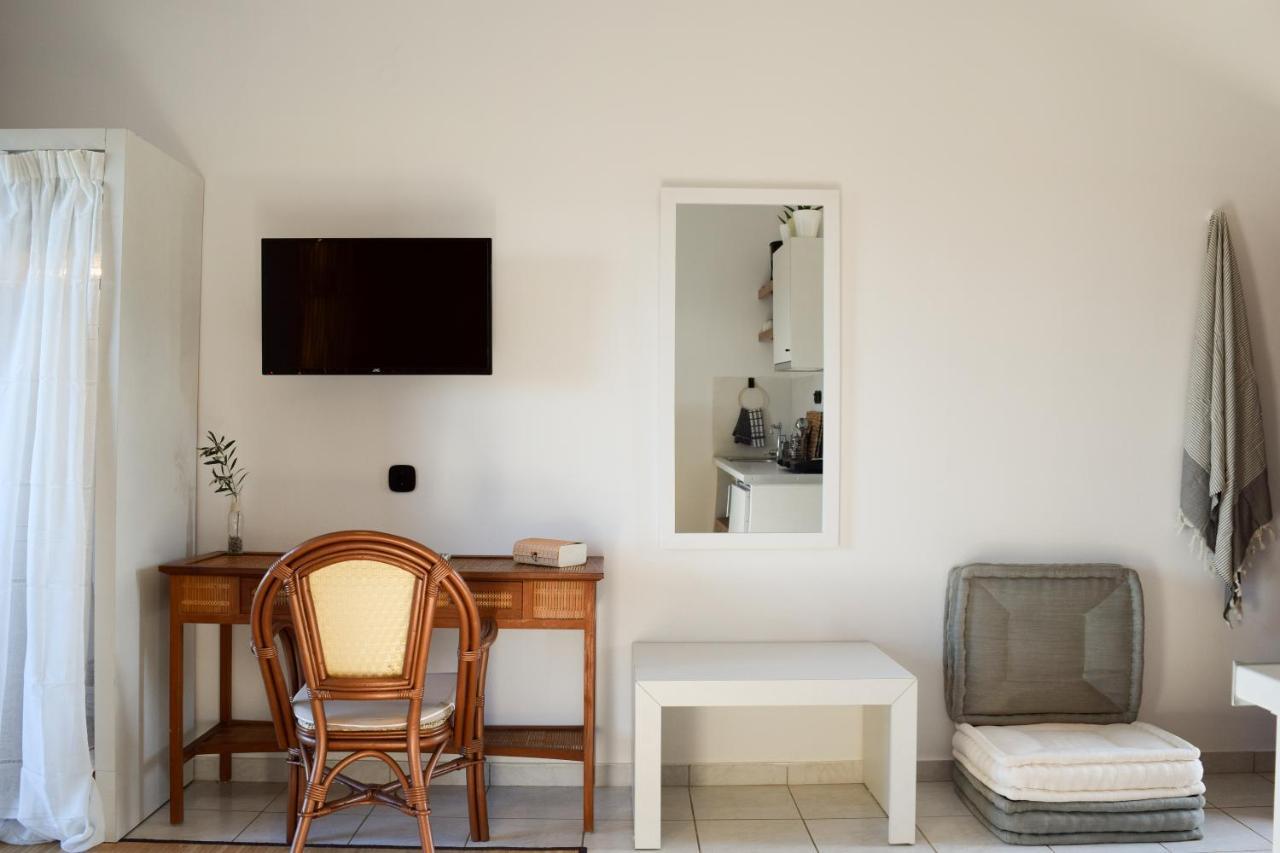 Kanso Rooms Galatas  Exterior photo