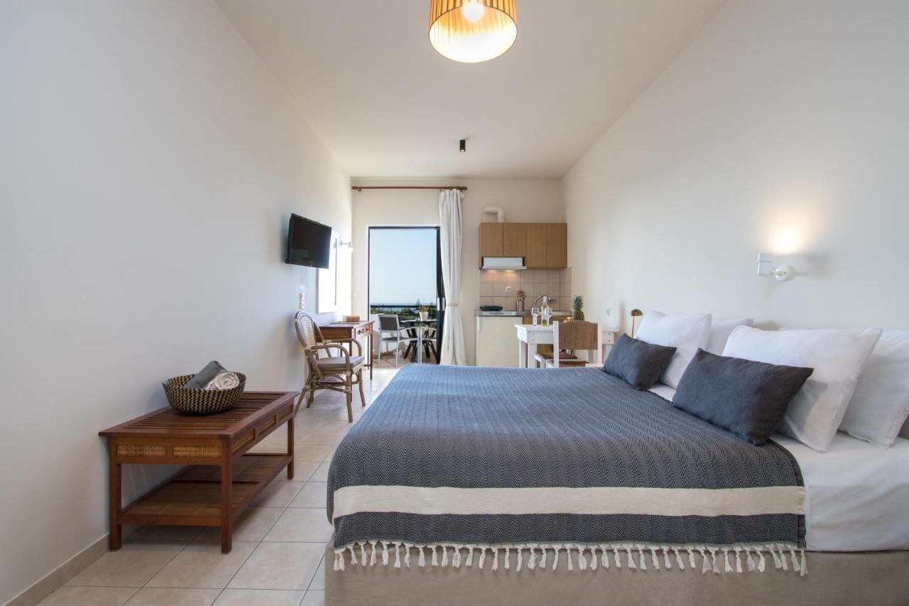Kanso Rooms Galatas  Exterior photo